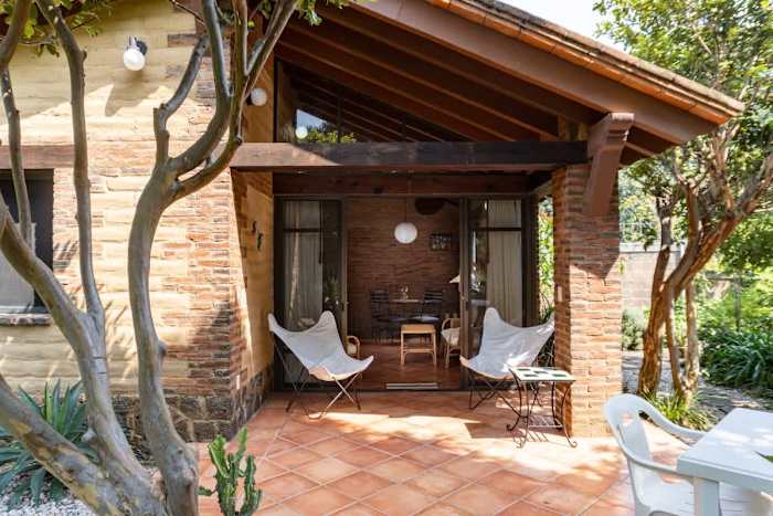 Scenic Cabin Retreat in Breathtaking Tepoztlán