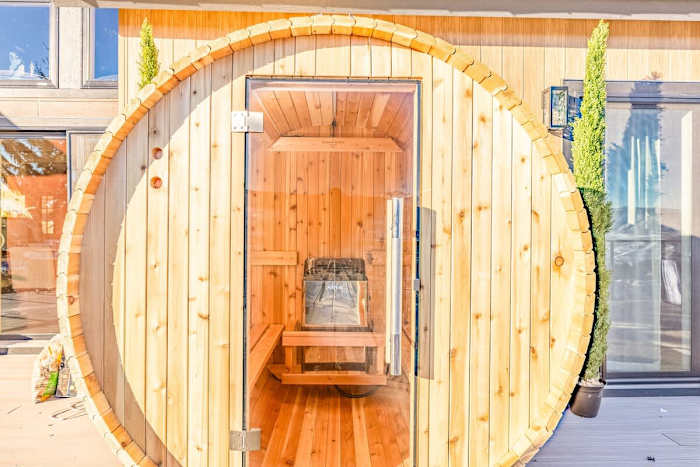 Beautiful Alpine Retreat: Hot Tub,Sauna, 360 Views photo 3