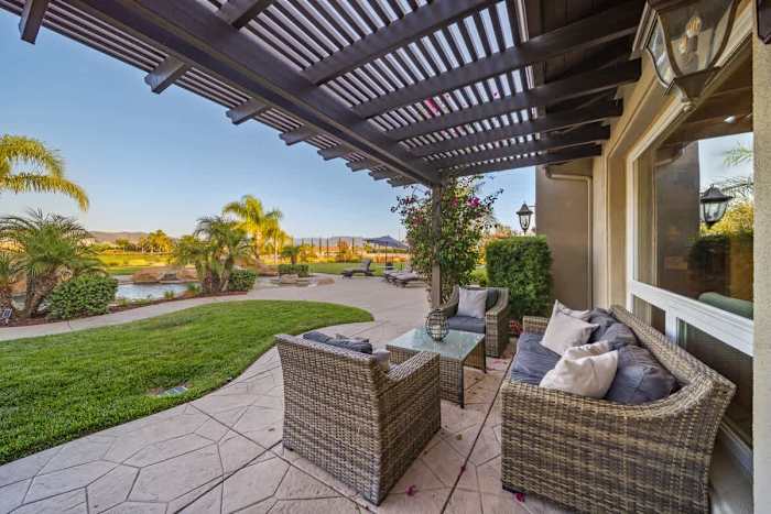 Wine Country Estate w/ Pool, Spa, Theater & Golf photo 4