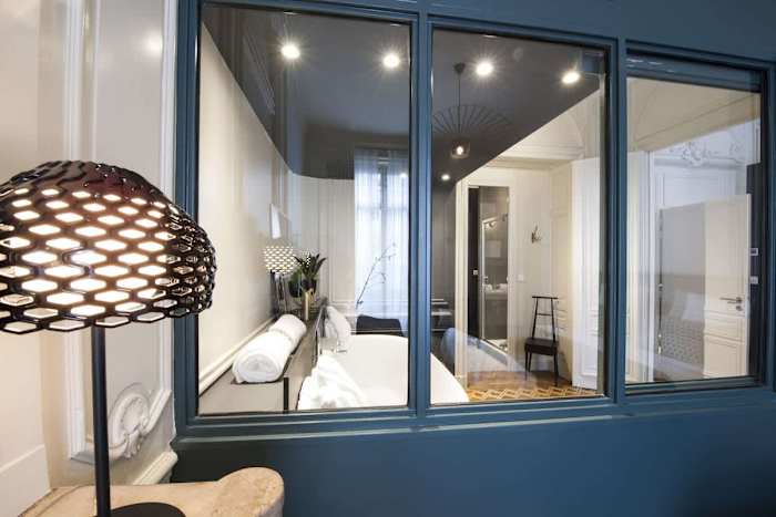 Suite Vertigo, Lyon – 4