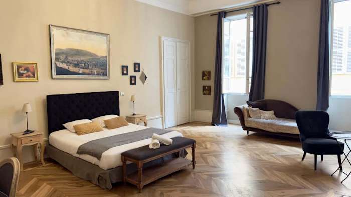 Chambre Madeleine, Chambéry – 2