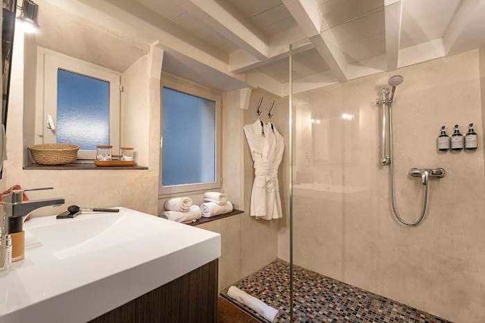 Chambre Porcelaine, Chambéry – 9
