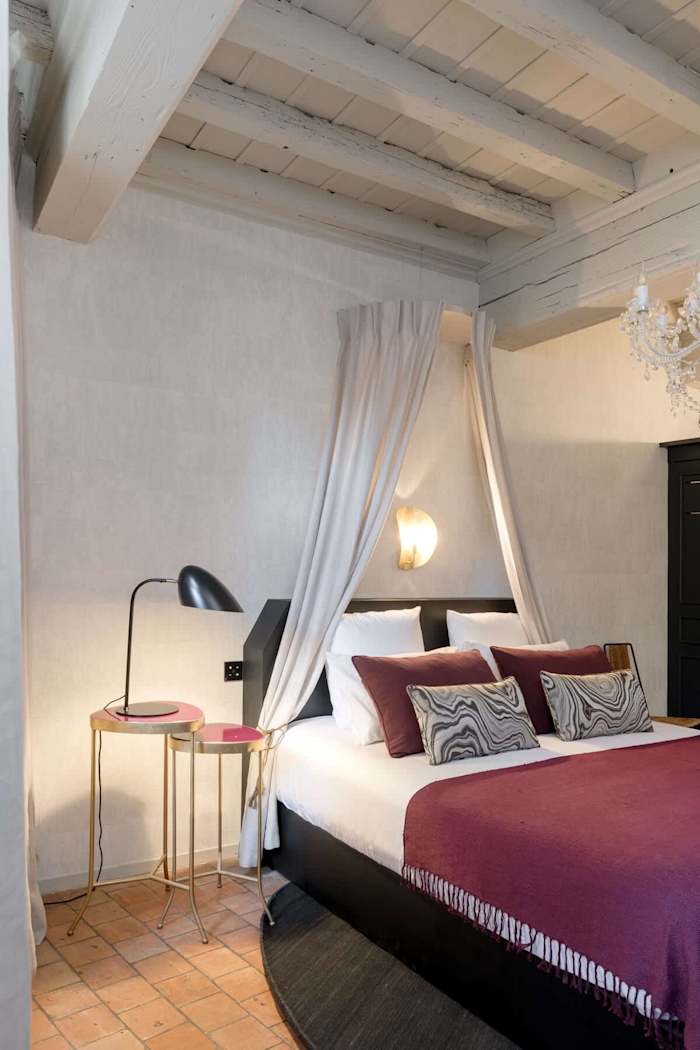 Suite Alba, Lyon – 9
