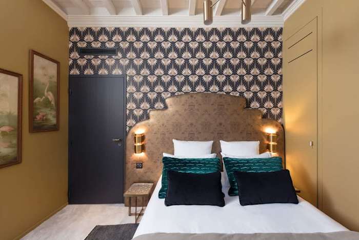 Suite Bianca, Lyon – 4