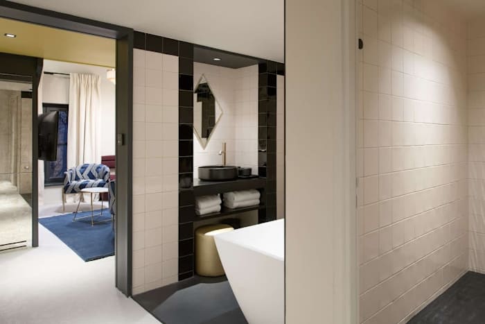 Suite Bianca, Lyon – 7