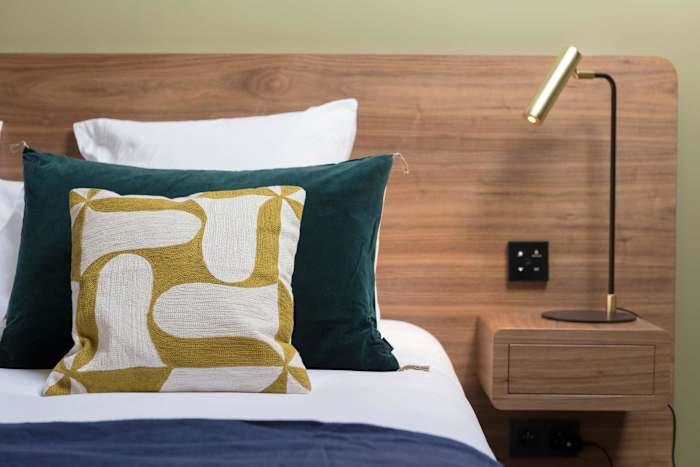 Suite Esmeralda, Lyon – 9