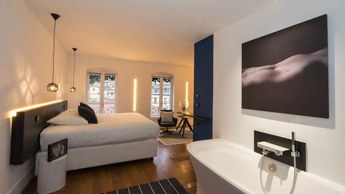 Suite Nuances, Lyon – 4