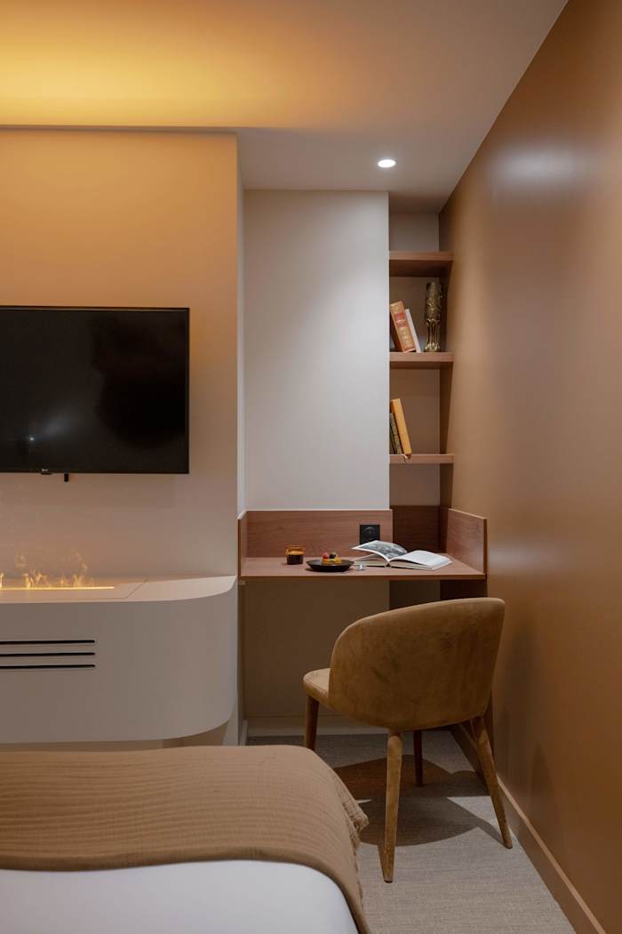 Suite Roméo, Lyon – 9