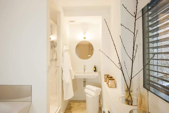 Suite Précieuse, Lyon – 5
