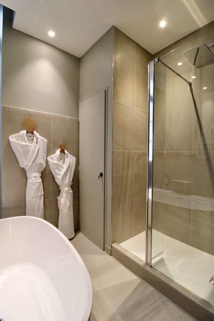 Suite Topaze, Lyon – 2
