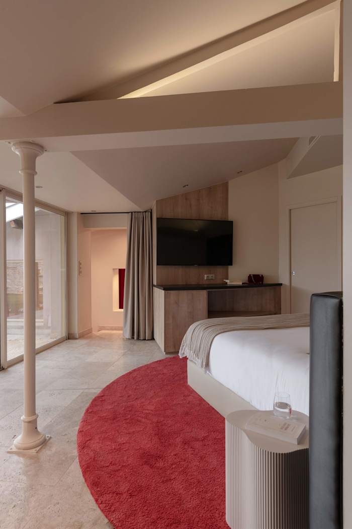 Suite Divine, Lyon – 8