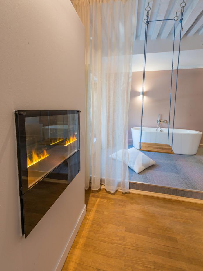 Suite Balançoire, Lyon – 4