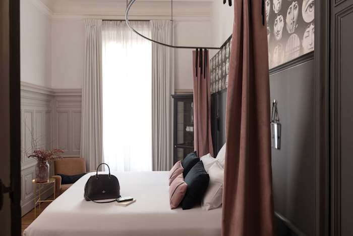 Suite Mystère, Lyon – 5