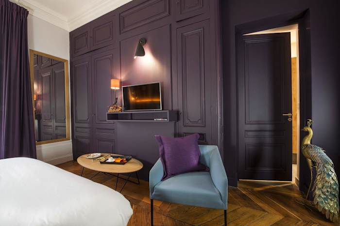 Suite Fauve, Lyon – 3