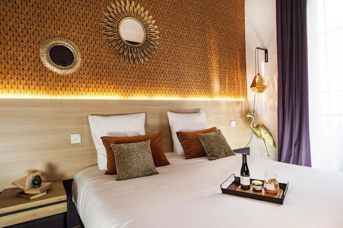 Suite Fauve, Lyon – 5