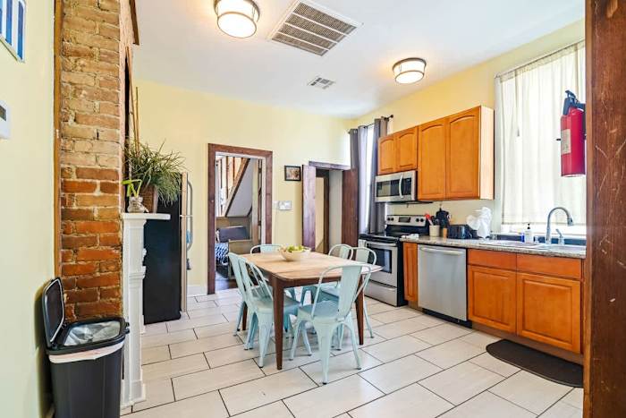 Ursulines Colorful Historic Home near French Qtr — 03-1520 Ursulines Ave #C kitchen