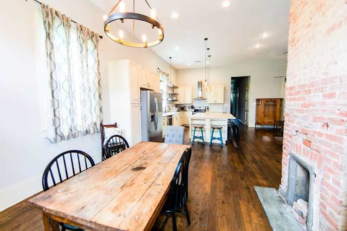 Villere Esplanade Ridge Gem | Historic Getaways
