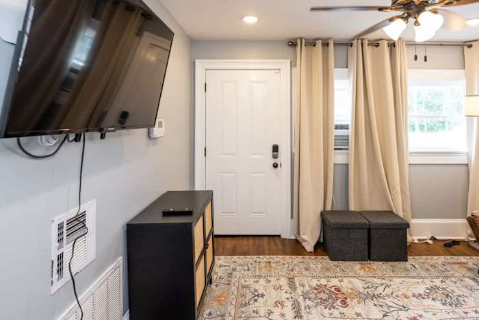 New Marigny Retreat: Steps to Bars & Music — 1125Mandeville-40