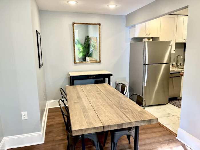 New Marigny Retreat: Steps to Bars & Music — IMG_8731