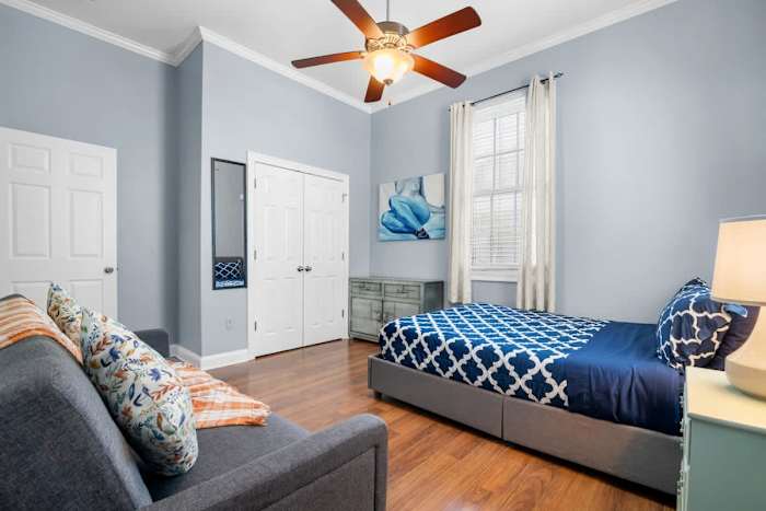 Treme Haven: Spacious Home Close to French Quarter — Bed 1 - Queen and Sofa Bed
