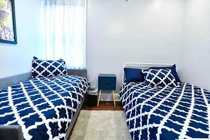 Claiborne Guest House w/pool by Historic Getaways — Bedroom 2 - twin daybed & full bed
