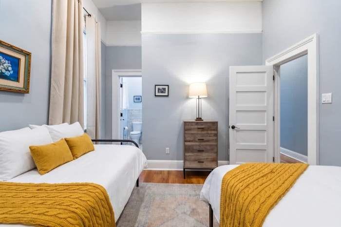 Governors Apartment Across from French Quarter — Bedroom 3- Queen and Twin Daybed, ensuite full bath