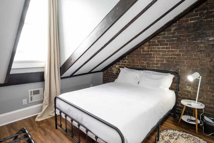Historic Marigny Home Close to Frenchmen Street — 1125Mandeville-48