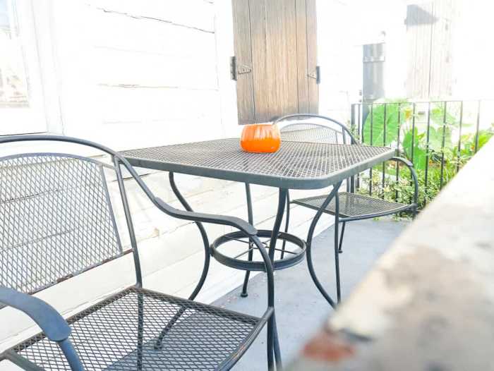 Monthly - Dumaine Historic Gem - Front House 1bed — P1050245