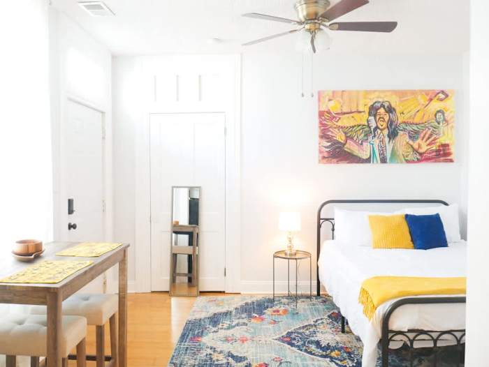 Monthly - Dumaine Historic Gem - Front House 1bed — P1050216