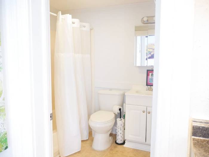 Monthly - Dumaine Historic Gem - Front House 1bed — P1050232