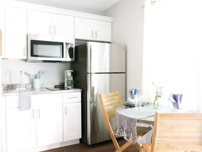 Newly Renovated Studio, Pet-Friendly, Steps to