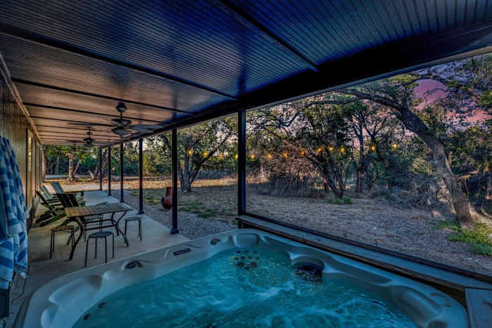 2 BR Lodge | Hot Tub | Fire Pit | Near Wineries! — Hot Tub on the Front Porch