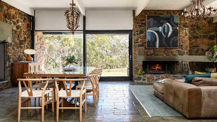Flow Stone House Gisborne