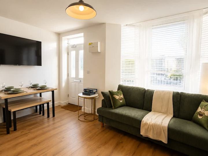 Flat in Bath