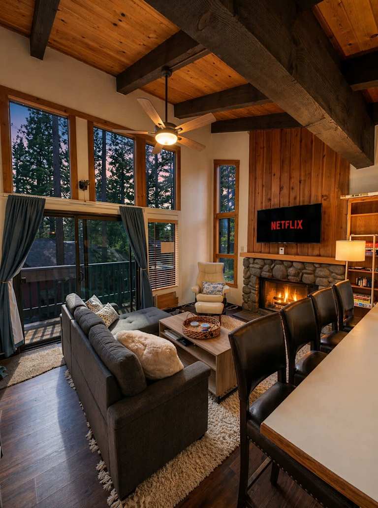 Wake Up at Heavenly|Hot Tub|Fireplace|Patio|Coffee