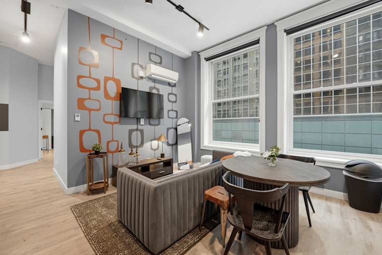 Four-bedroom, 3rd floor