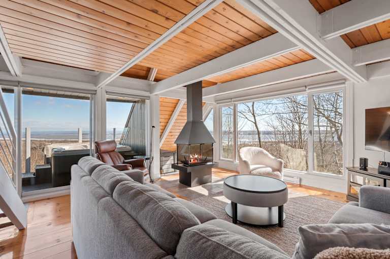 Spa & Pool - The Perch