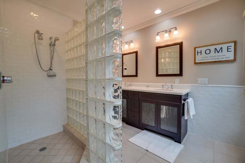 Bathroom 4