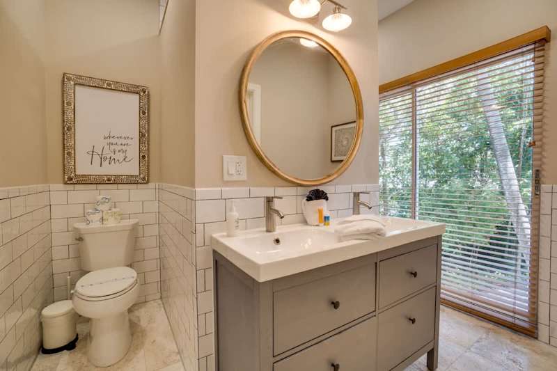 Bathroom 2