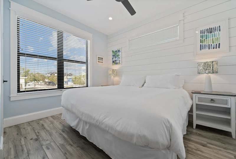 Bedroom - King Bed