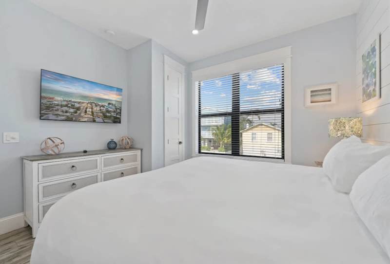 Bedroom - King Bed