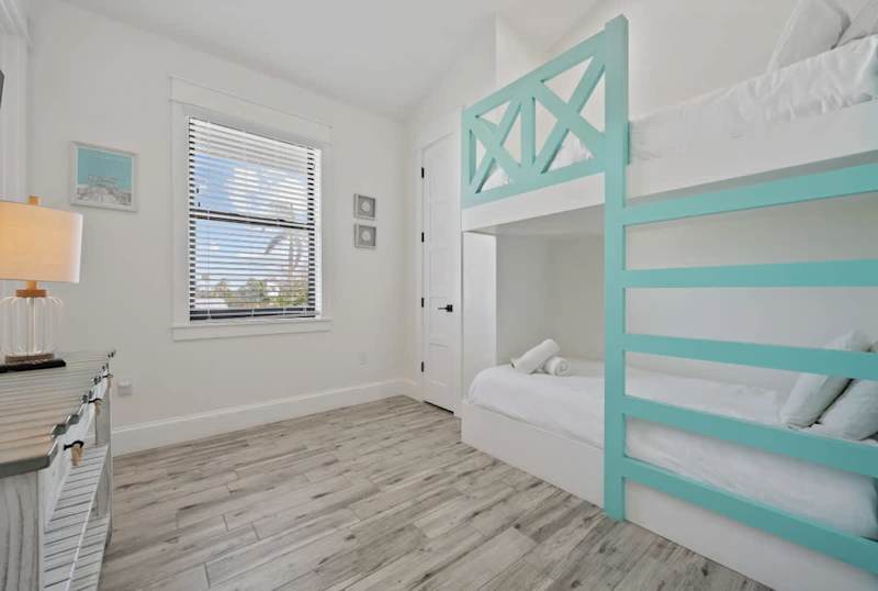 Bedroom - Twin Bunk Beds