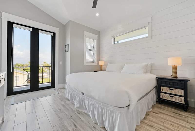 Bedroom - King Bed