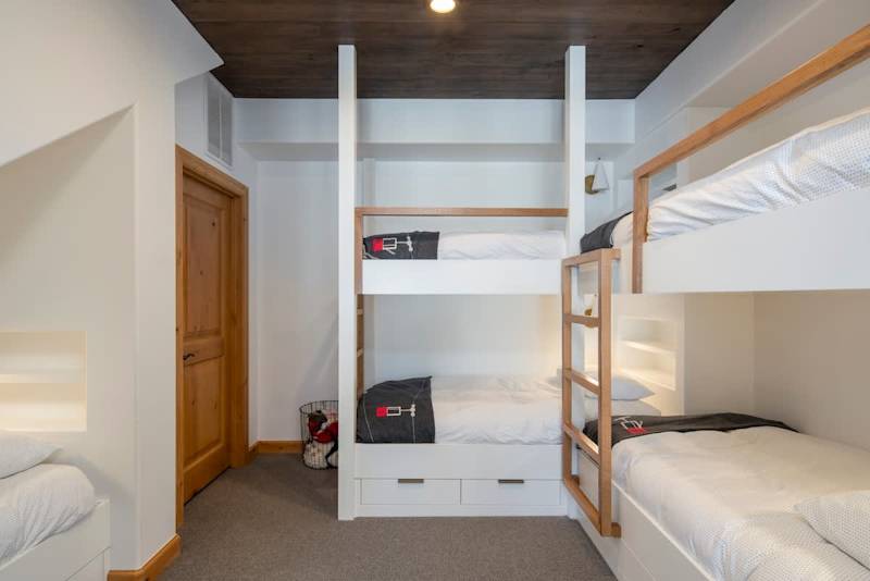 Bedroom (1 of 2)