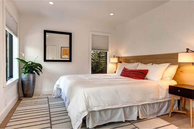 Bedroom (1 of 3)