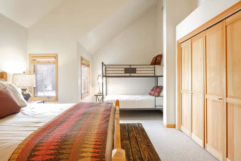 Bedroom (2 of 3)