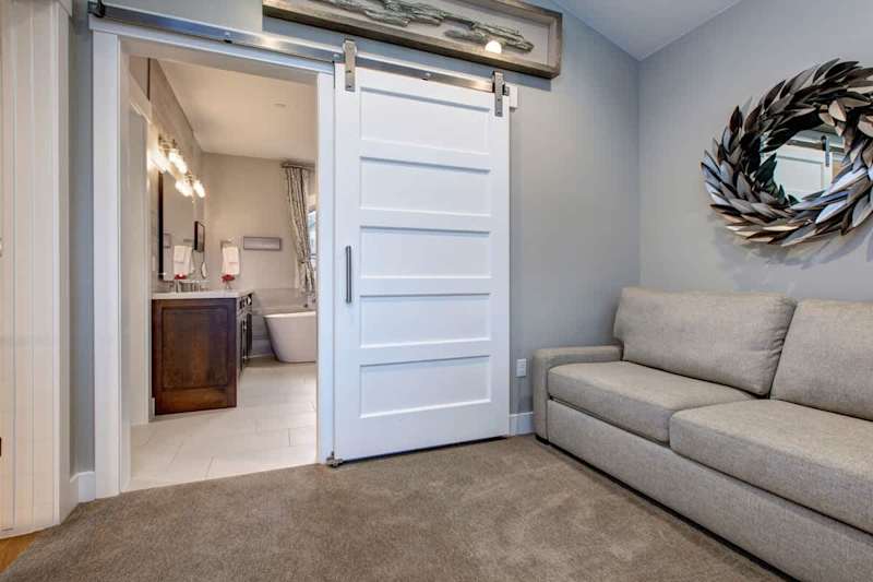 Bedroom (4 of 4)