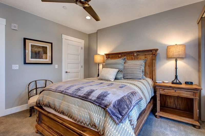 Bedroom (2 of 3)