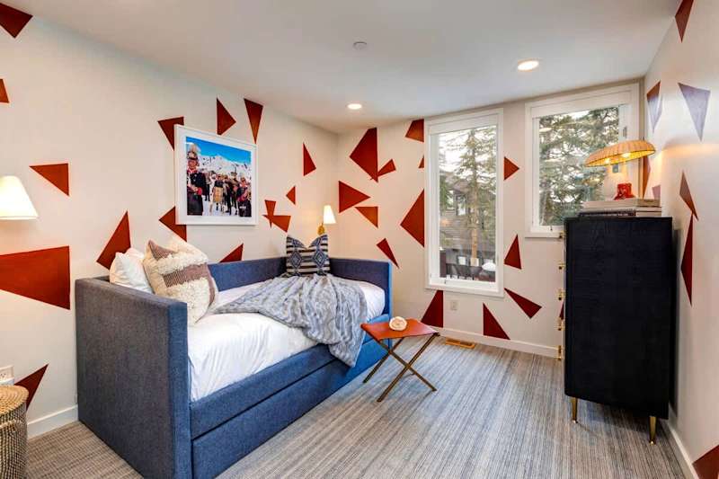 Bedroom (3 of 3)