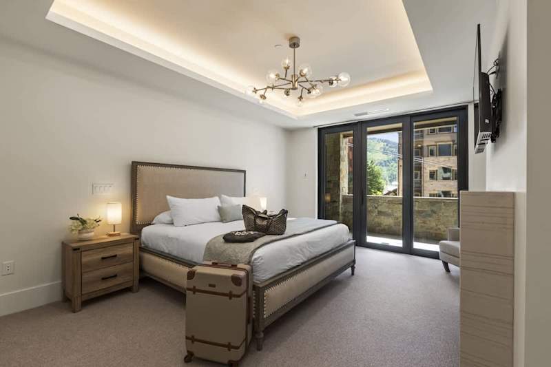 Bedroom (1 of 3)